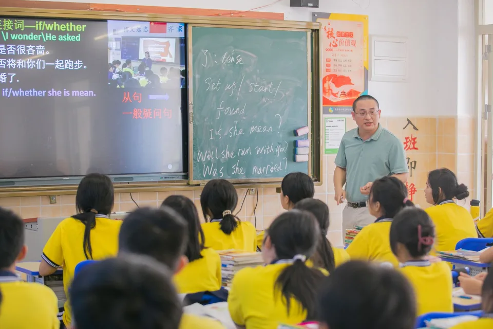 Sinh viên học tiếng Anh tại Huy Namo